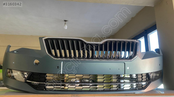 SKODA SÜPER B ORJİNAL ÖN TAMPON 3V0807221