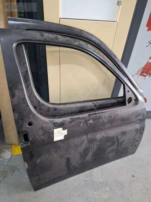 Peugeot patner berlingo ön kapı sağ orj sıfır 9004W2