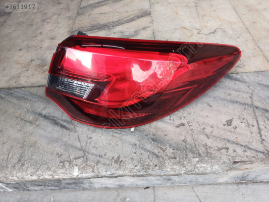 Opel Astra J Sedan sağ dış Stop çıkma orijinal