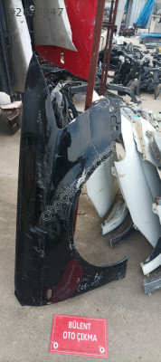 Audi A6 sağ ön çamurluk orijinal çıkma