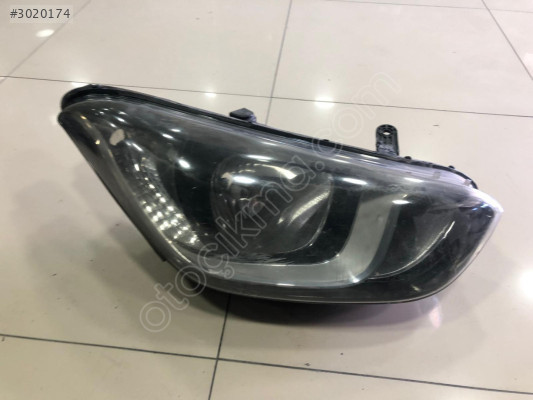 HYUNDAİ İ20 2012-2014 SAĞ FAR 01041011200010