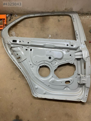 JETTA SAĞ ARKA KAPI 1K5833302Q ÇAĞRI OTO MASLAK