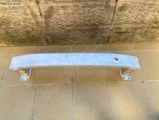 PORSCHE PANAMERA ÖN TAMPON DEMİRİ