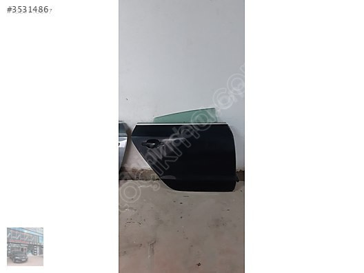 2008-2015 AUDİ A5 SAĞ ARKA KAPI DOLU