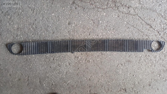 2004-2006 Nissan Almera N16 Ön Tampon Orta Izgara Sis Delikli