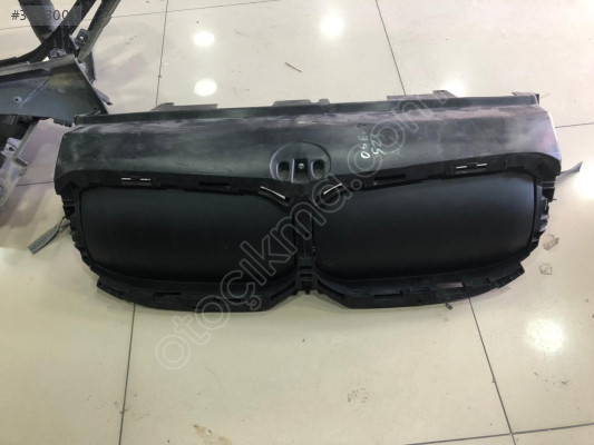 BMW 2 SERİSİ F40 F44 ÖN HAVALANDIRMA KANALI 5A23EB404