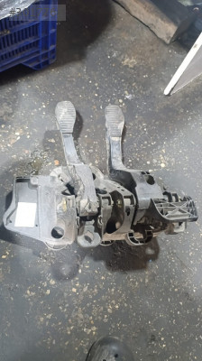 FİAT DOBLO PEDAL TAKIMI ORJİNAL ÇIKMA