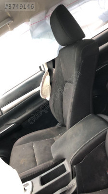 TOYOTA HİLUX 2020-2023 SAĞ ÖN KOLTUK