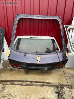 RENAULT LAGUNA BAGAJ KAPAĞI