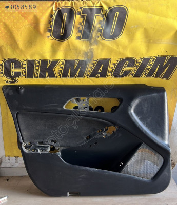 Mercedes W176 sol ön kapı döşemesi 3003516900