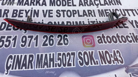 VOLVO XC 60 ORJİNAL ÇIKMA SAĞ TAMPON REFLOKTOR