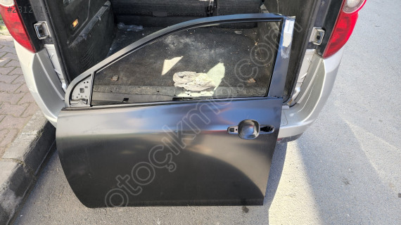 08.13 Corolla sol ön kapi sifir