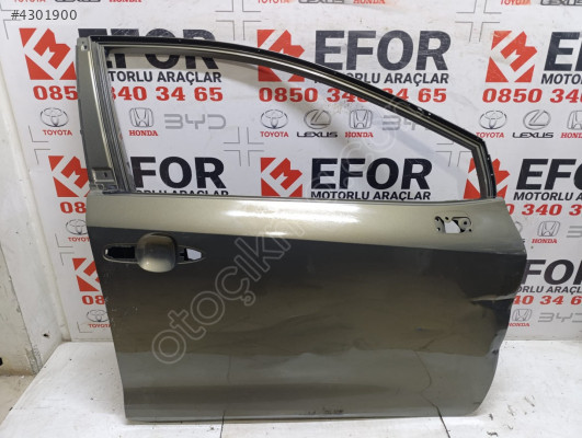TOYOTA COROLLA SAĞ ÖN KAPI ÇIKMA ORİJİNAL PARÇA