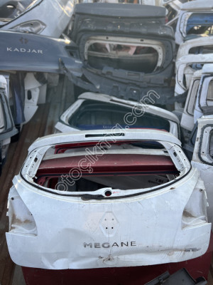 Megane 3 İçin Çıkma Renault Arka Bagaj Kapak Parçası