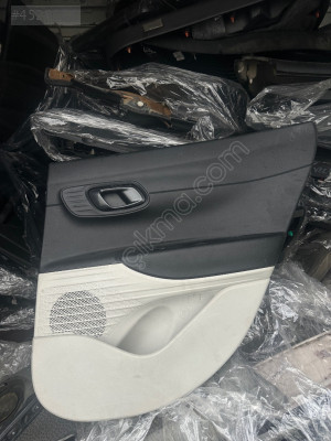 İ20 2024 SOL ARKA KAPI DÖŞEMESİİ ORJİNAL ÇIKMAA PARÇA