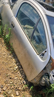 OPEL TİGRA SAĞ ÖN KAPI.OTO ERKAN ÜNYE