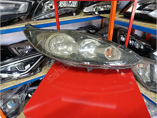 FORD FİESTA 2012-2015 SAĞ FAR ÇIKMA ORJİNAL
