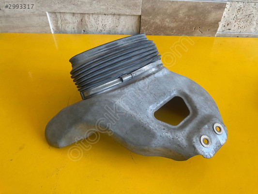 Volkswagen Golf 5 1.6 Egzoz Isı Kalkanı Çıkma Orjinal 03C253035D