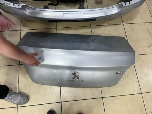PEUGEOT 301 BAGAJ KAPAĞI