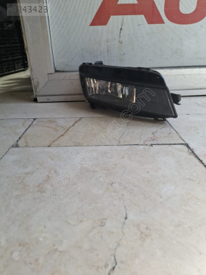 VOLKSWAGEN GOLF 7 SAĞ SİS FARI