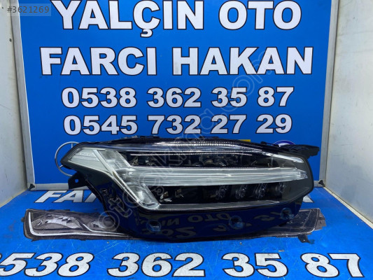 VOLVO XC90 SAĞ FAR 2017 2022 ARASI