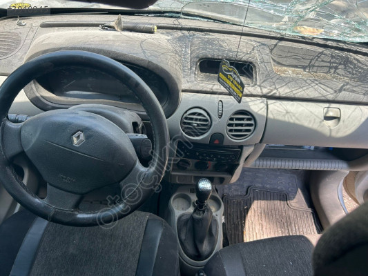 RENAULT KANGOO 1.5 2008  TEYP VE KONTROL PANELİ