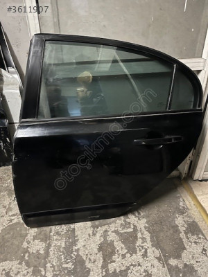 HONDA CİVİC SOL ARKA KAPI SİYAH FD6