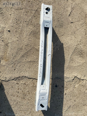 C 4 ARKA TAMPON DEMİRİ ÇIKMA ORİJİNAL