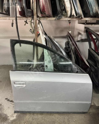 AUDİ A6 SAĞ ÖN KAPI HATASIZ ORJİNAL EYUPCAN OTO'DA