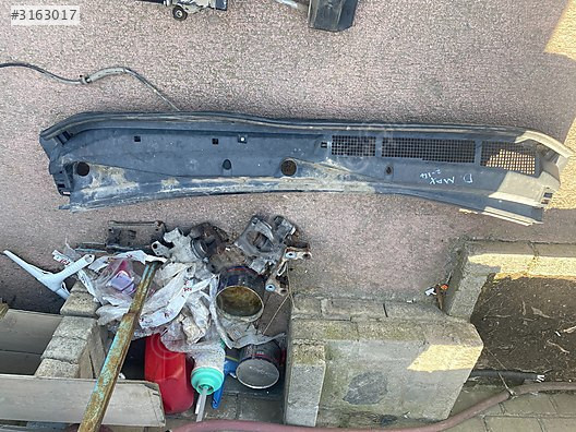 ISUZU D MAX 2014 ÖN CAM IZGARASI 05305115921