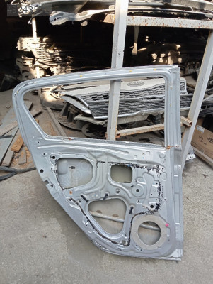 Hyundai İ20 arka sol kapı