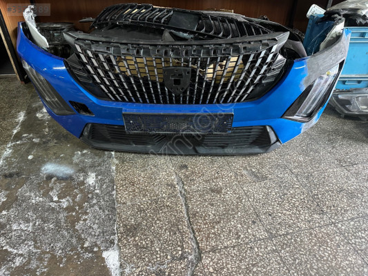 PEUGEOT 2008 ön tampon dolu