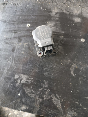 Opel Vectra klape motoru