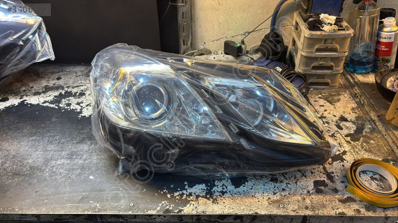 MERCEDES E SERİ W212 MAKYAJSIZ XENON SAĞ FAR