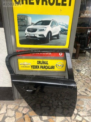 Astra H HB için Opel Sağ Arka Kapı - Orijinal Çıkma Parça