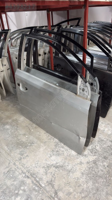 TOYOTA AURİS ÇIKMA ORJİNAL SAĞ ÖN KAPI BD1