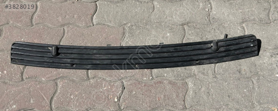 VW TRANSPORTER T4 96-04 ÖN KAPUT IZGARASI 701819103  01C