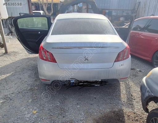 Peugeot 508 bagaj kapağı