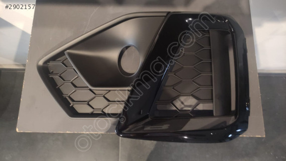 AUDİ A4 ÖN SAĞ SİS ÇERÇEVESİ SİYAH S-LİNE 2020 8W0807682M