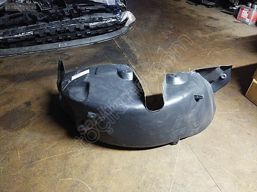 Renault Clio 4 Sol Arka Çamurluk Davlumbazı 767497870R