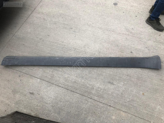 TESLA MODEL Y SAĞ MARŞPİYEL 1493631-00