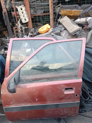 Citroen Saxo sol ön kapı dolu