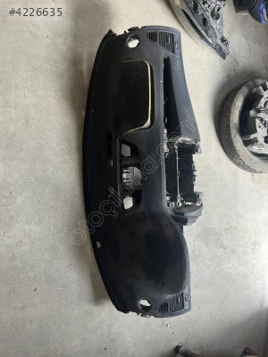 18995335tf Renault Laguna 3 göğüs