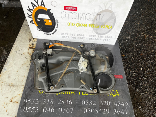 1J4837756 Bora Sağ ön Kapı Cam Regülatörü Çıkma