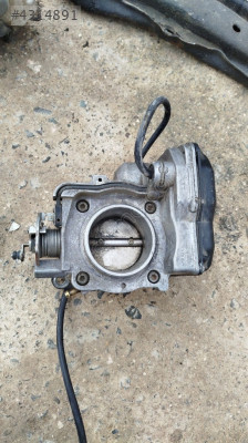 Mercedes c200 gaz kelebeği