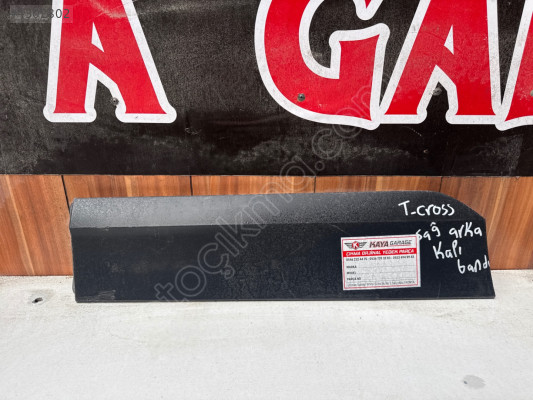 Volkswagen T Cross sağ arka kapı çıtası kapı bandı