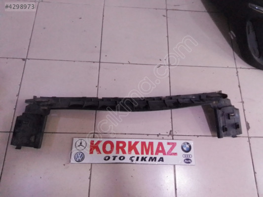 MERCEDES A KASA W176 ÖN TAMPON İÇ ORTA BRAKETI