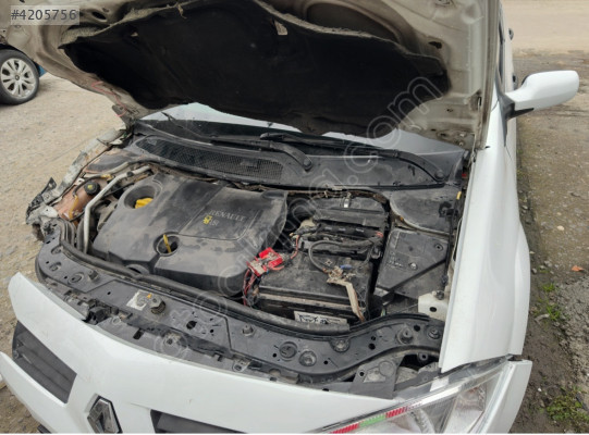 Renault Megane ıı 1.5dci çıkma komple motor araç üzerinde çalışır