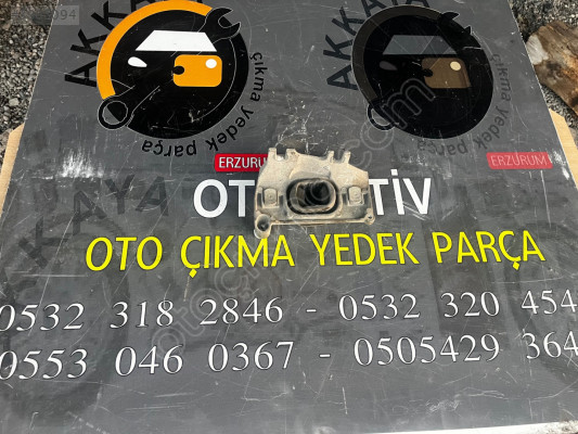 112228880R Sandero 2 Şanzıman Bağlantı Ayağı Orjinal Çıkma