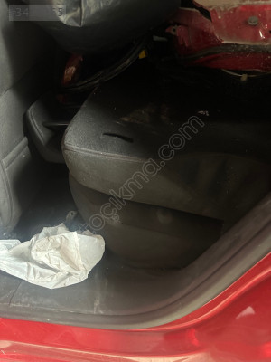 PEUGEOT 2008 ARKA KOLTUK